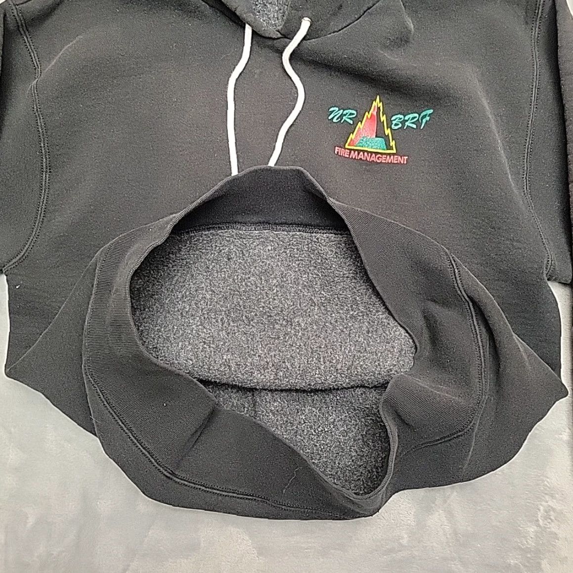 Vintage VTG Wildland Fire Fighter Hoodie Mens M Black Hooded Sweatshirt Northern Rockies Size US M / EU 48-50 / 2 - 5 Thumbnail