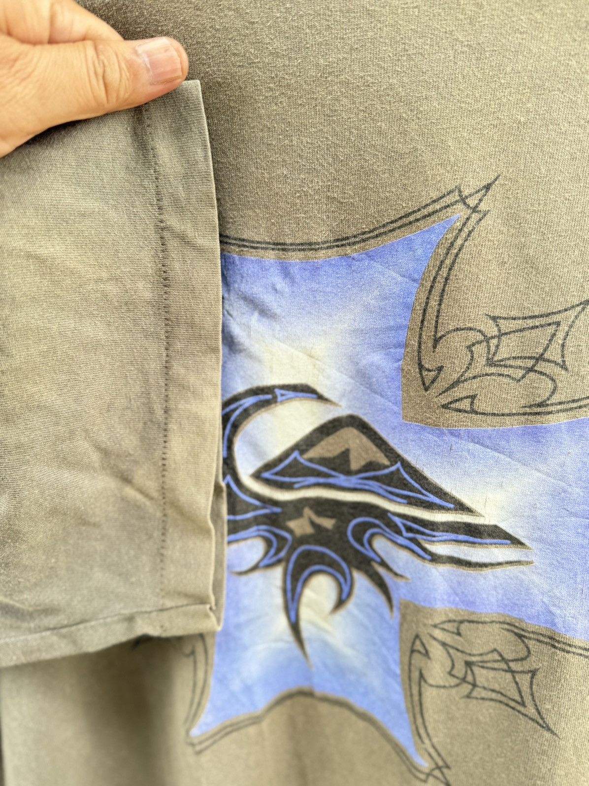 West Coast Choppers Thrashed Vintage 90s Quiksilver Surf Rare Logo Sun Faded Tee Size US XL / EU 56 / 4 - 7 Thumbnail