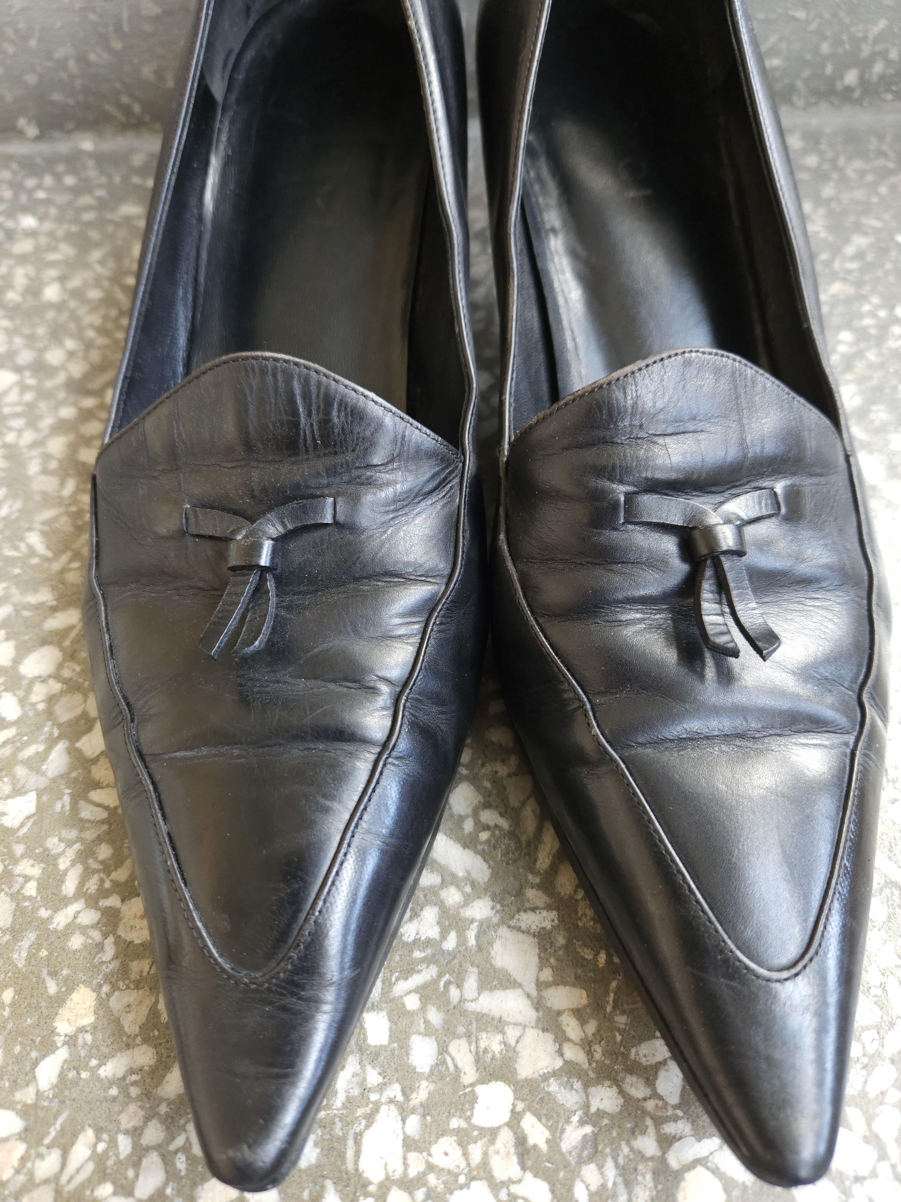 Gucci Archive y2k Gucci pointed toe bow ribbon kitten heels Size US 8 / IT 38 - 22 Thumbnail