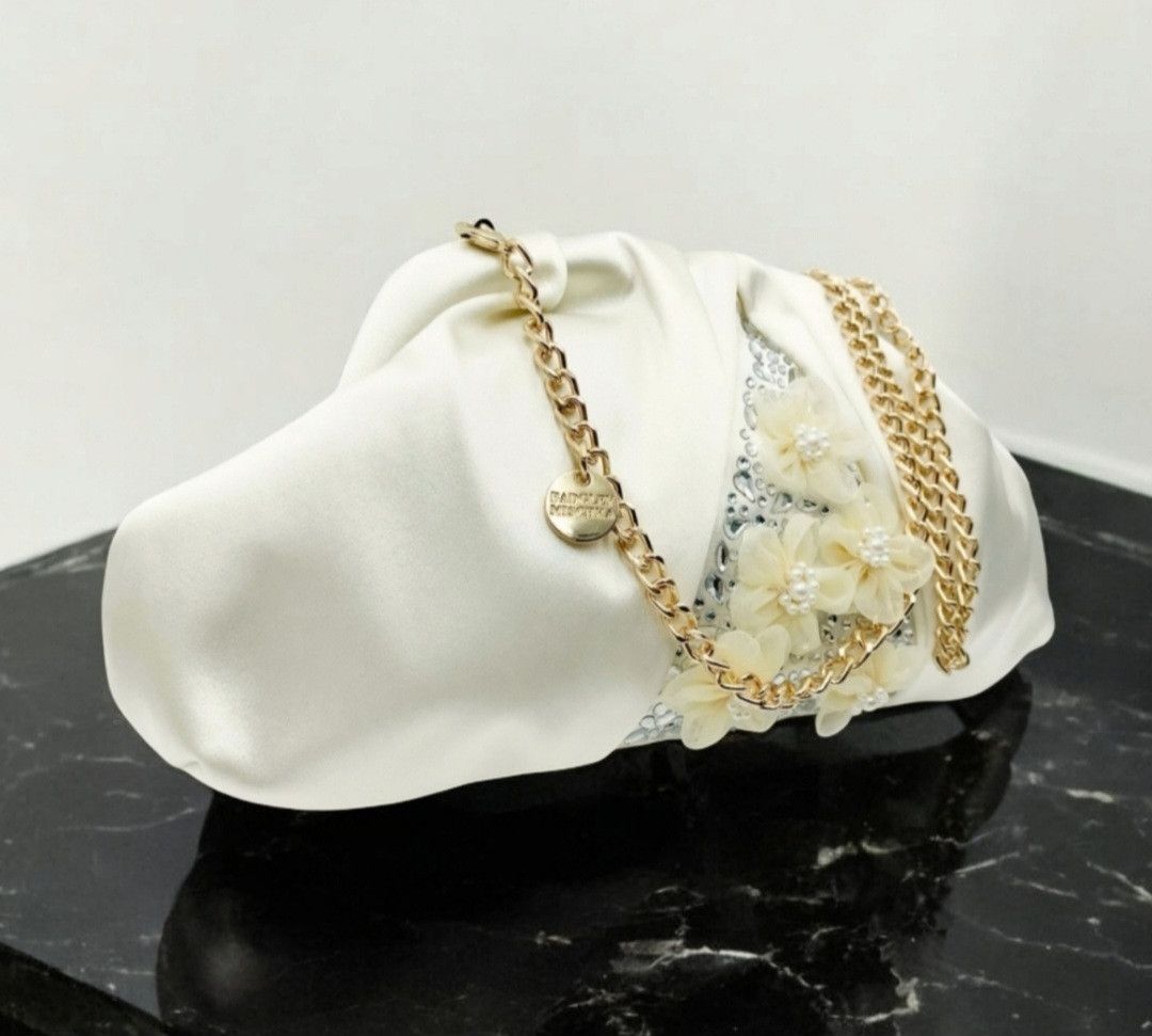 Badgley Mischka Badgley Mischka Floral Embellished Satin Clutch Size ONE SIZE - 2 Thumbnail