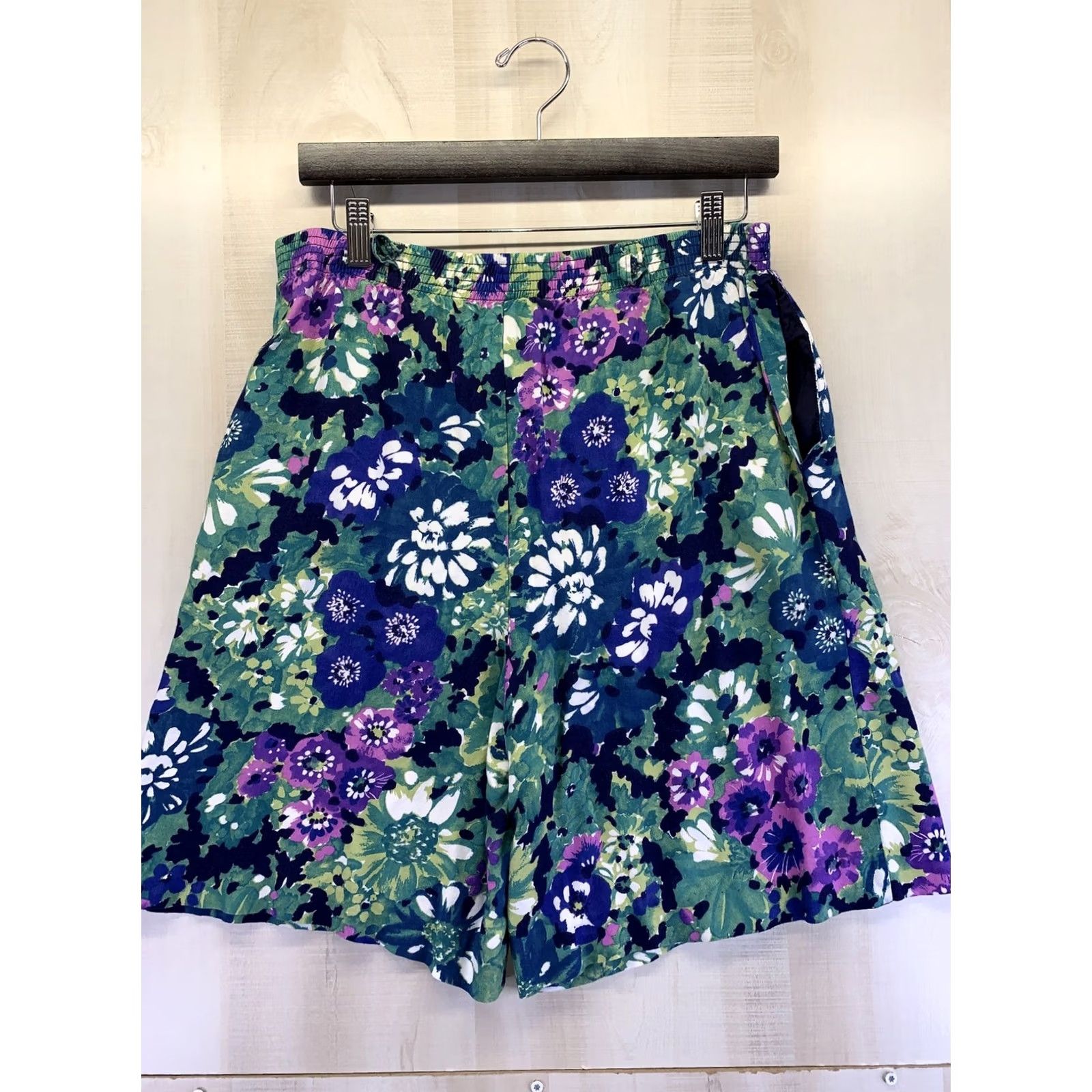 Vintage VINTAGE 1990s Womens Floral Pocket Front Shorts Size M by Tracy Evans-7019 Size 32" / US 10 / IT 46 - 4 Thumbnail