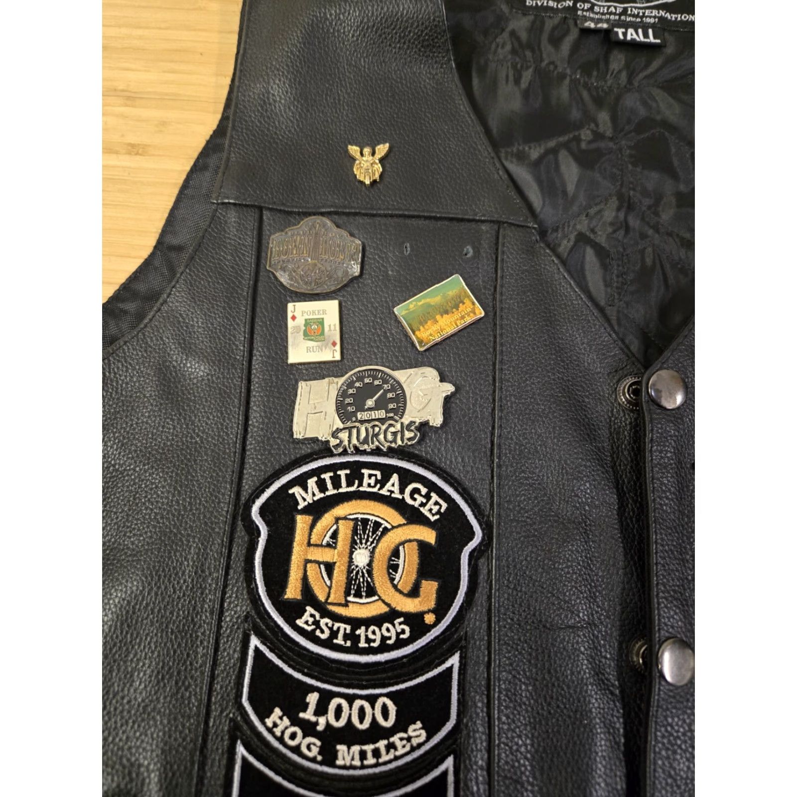 Harley Davidson VINTAGE Harley-Davidson Leather Biker Vest Men 44 Black Leather Lining Pins & Patches Biker Reg/Regular Size US S / EU 44-46 / 1 - 3 Thumbnail