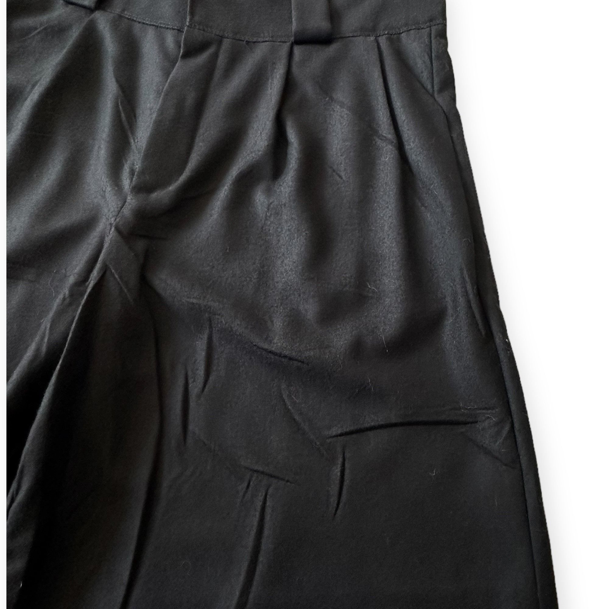 Miu Miu Miu Miu FW2006 Black Wool Culottes Skirt Shorts IT46 Runway Size 32" / US 10 / IT 46 - 11 Thumbnail