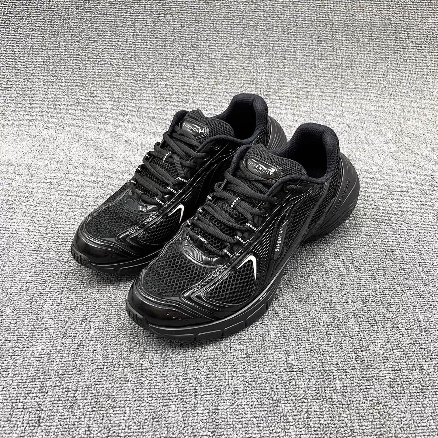 Givenchy Givenchy Black Warrior TK-MX Runner Tech Mesh Sneaker 45 Size US 12 / EU 45 - 1 Thumbnail