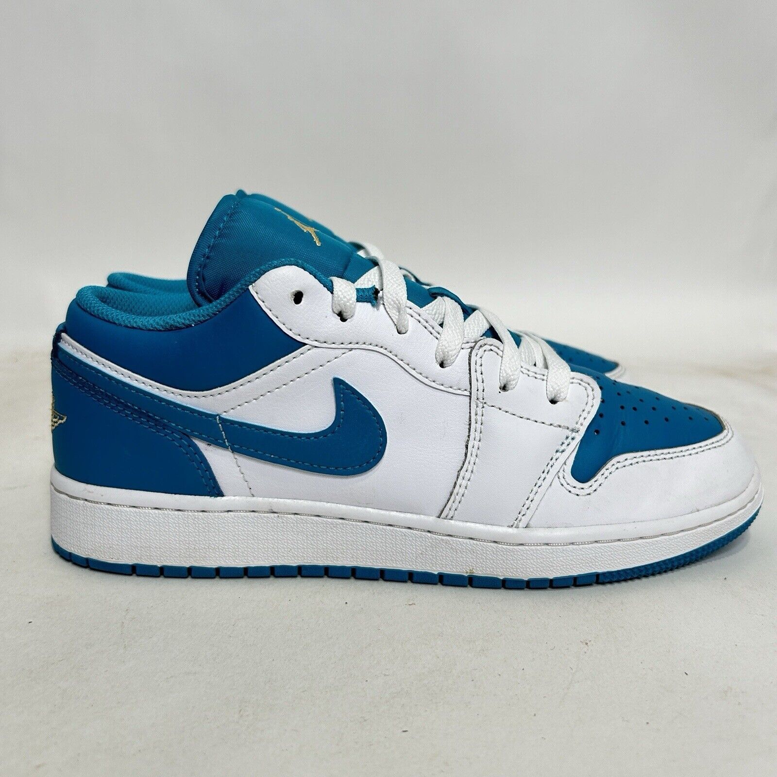 Jordan Brand Nike Shoes Air Jordan 1 Low Retro GS “Aquatone” 2024 Size US 8.5 / IT 38.5 - 4 Thumbnail