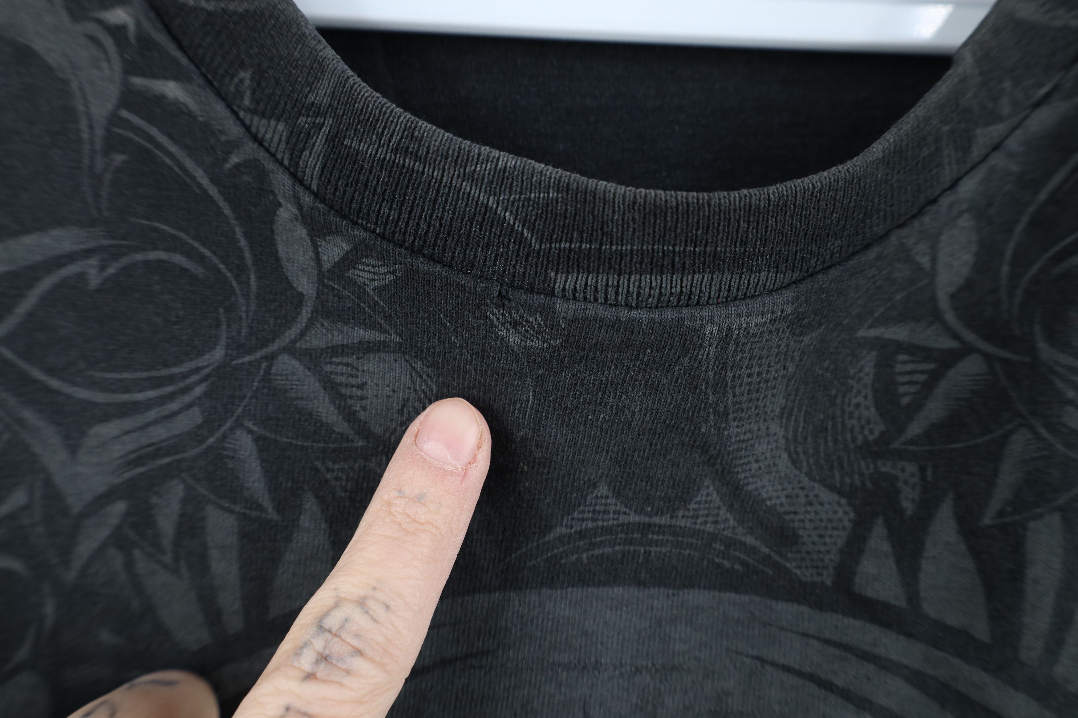 Vintage Vintage Y2K Streetwear Skull All Over Print UFC MMA T-Shirt Size US L / EU 52-54 / 3 - 8 Thumbnail