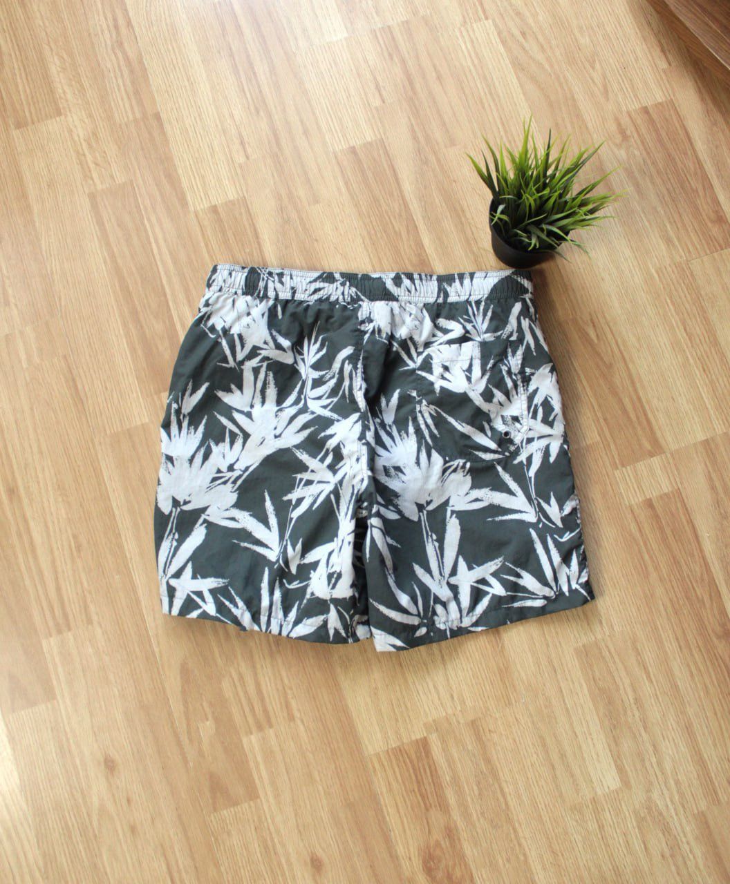 Allsaints 🔥 Allsaints Cambusa Swimwear Shorts Floral Print Size S Size US 30 / EU 46 - 5 Thumbnail