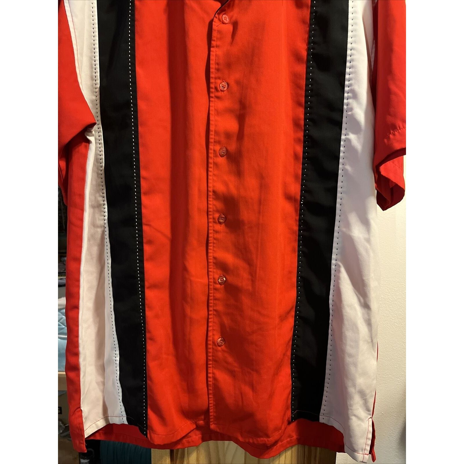 Other Daniel Ellisa Men's M Red Stripe SS Polyester Bowling Shirt Size US M / EU 48-50 / 2 - 8 Thumbnail