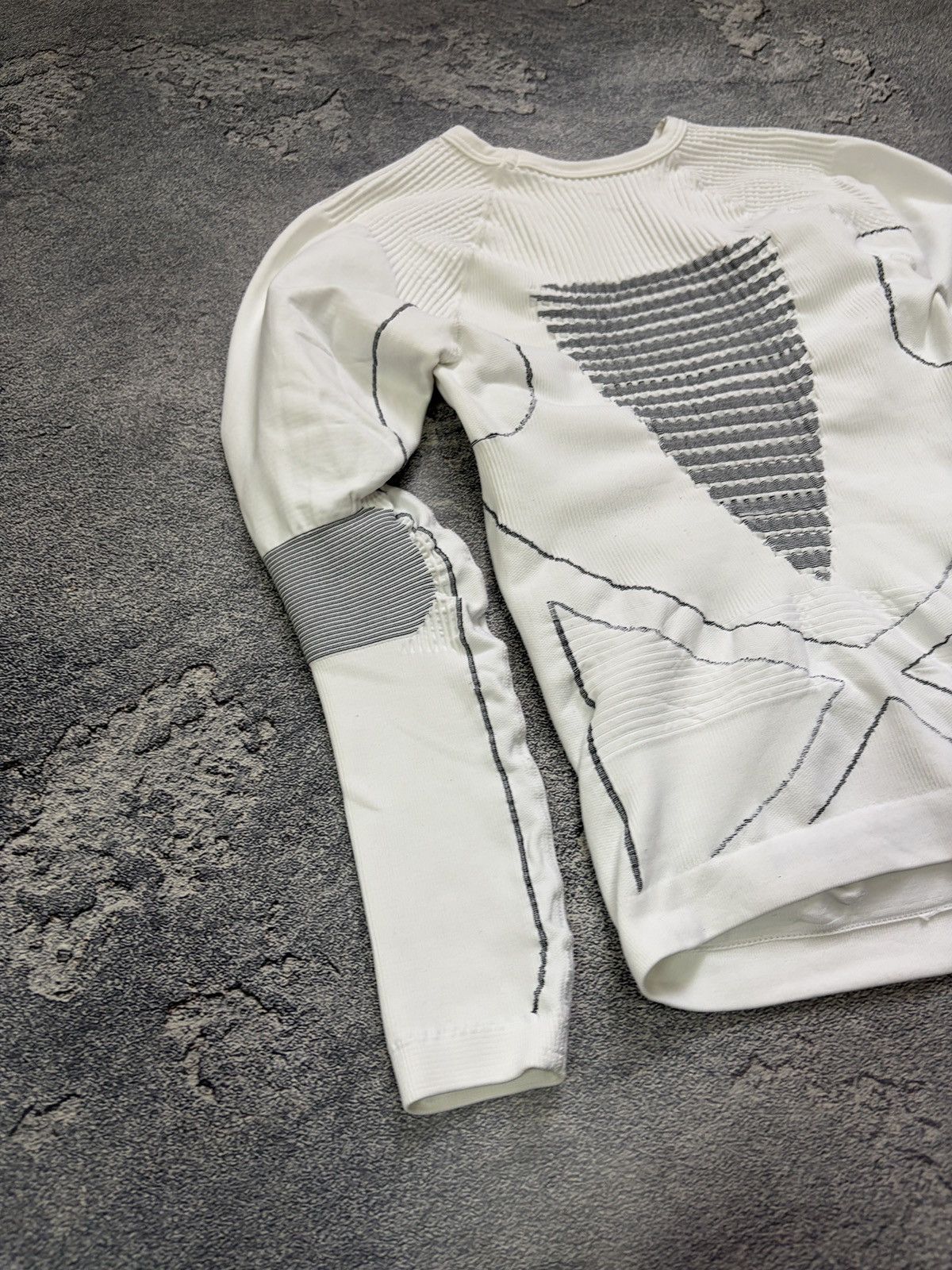 Vintage X-Bionic Lady Bike Race Short Sleeve Jersey Gray/Pink Size M Size US M / EU 48-50 / 2 - 7 Thumbnail