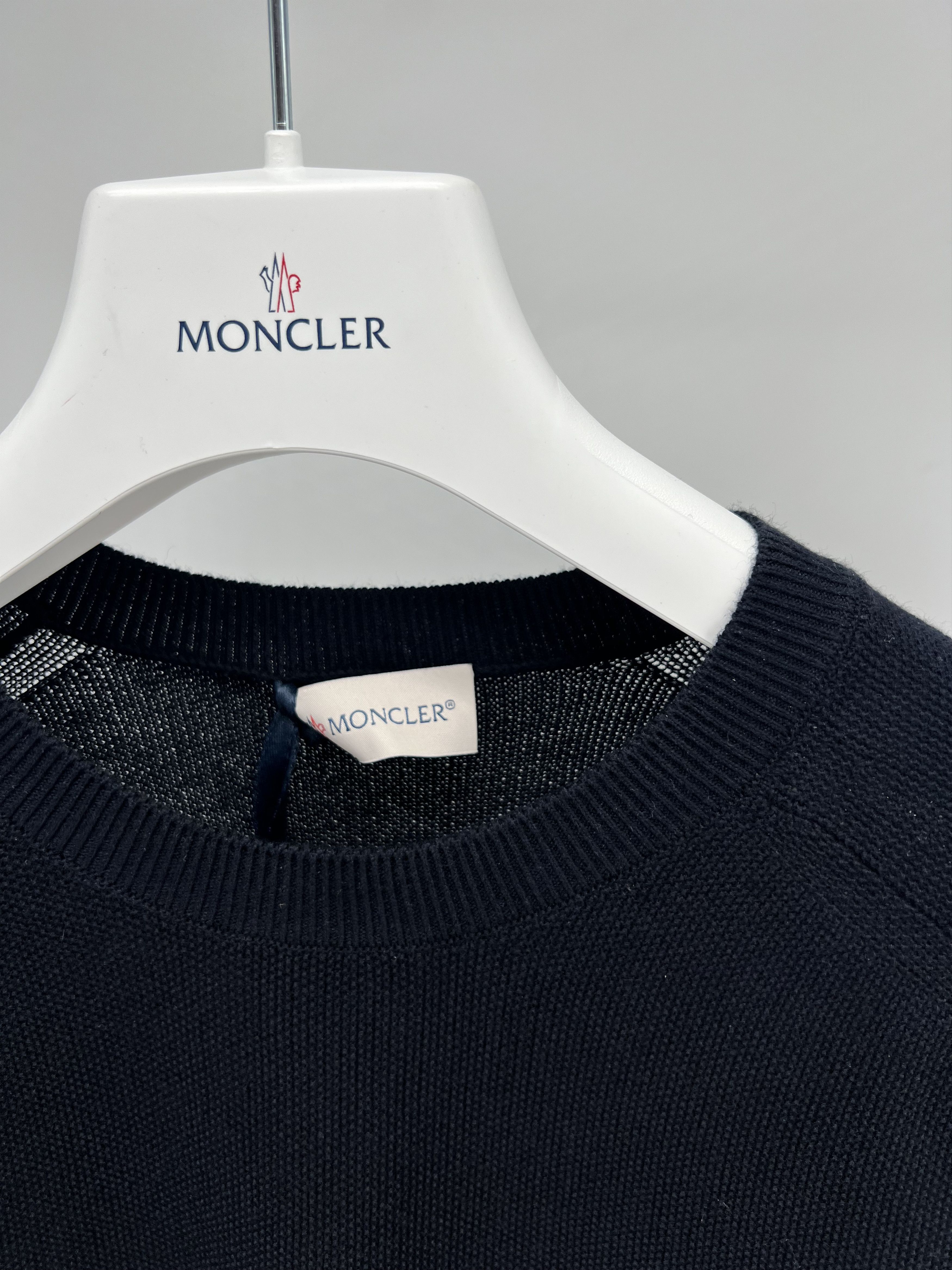 Moncler Mens Moncler Edit Jumper Navy Size S RRP $650 Size US S / EU 44-46 / 1 - 3 Thumbnail