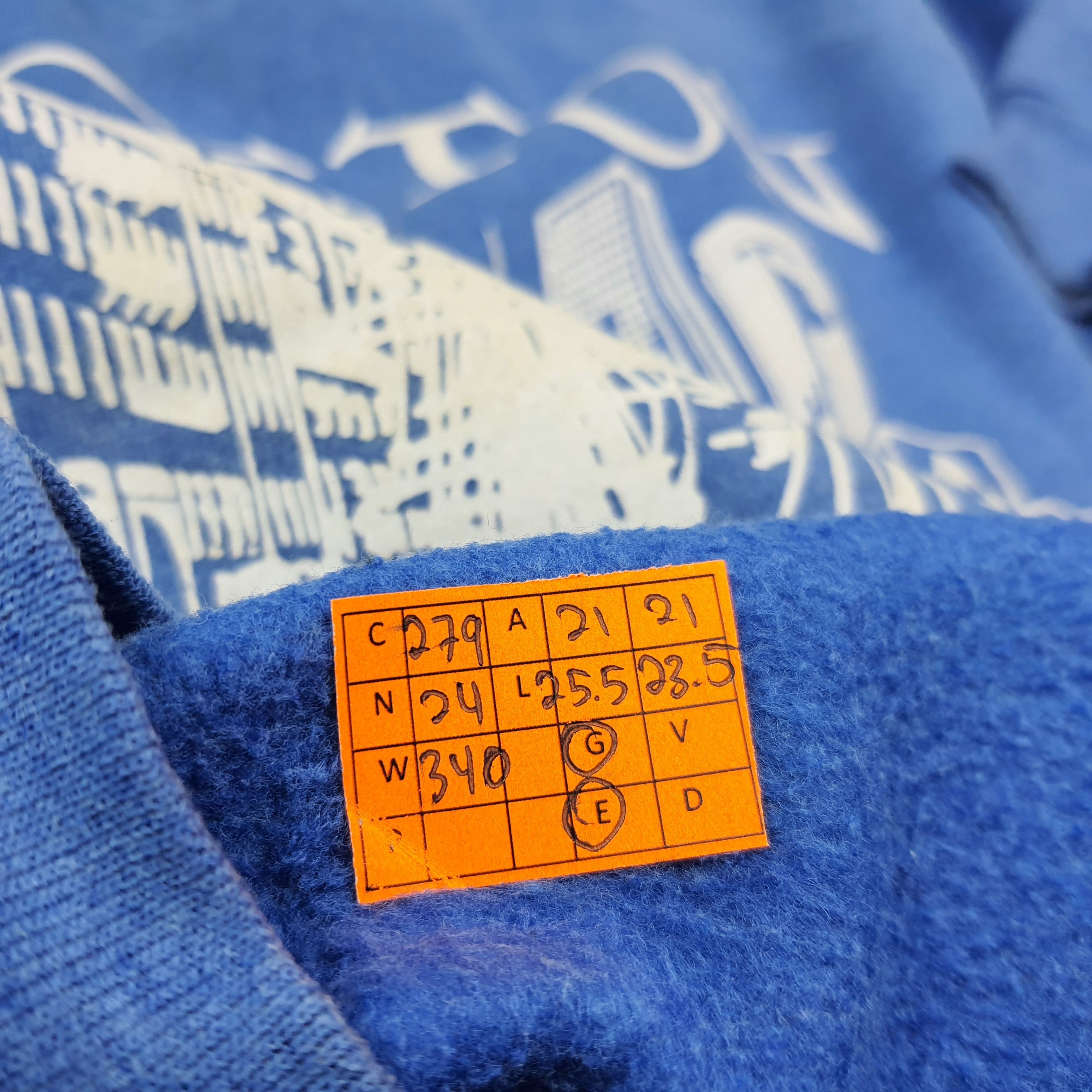Fruit Of The Loom Vintage 90s Boston Skyline Sweatshirt Raglan C279N24 Size US M / EU 48-50 / 2 - 7 Thumbnail
