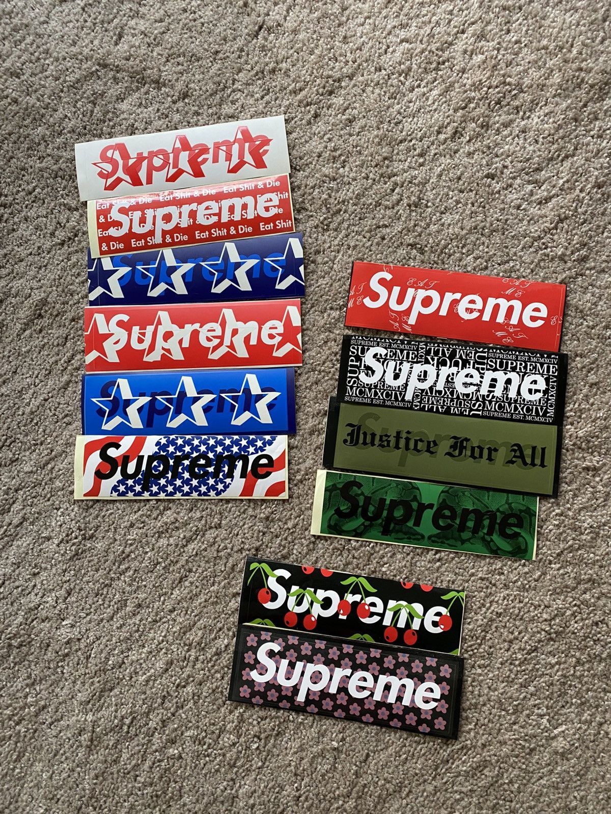 Supreme Supreme magazine sticker set of 12 eat me snake cherries Size ONE SIZE - 10 Thumbnail