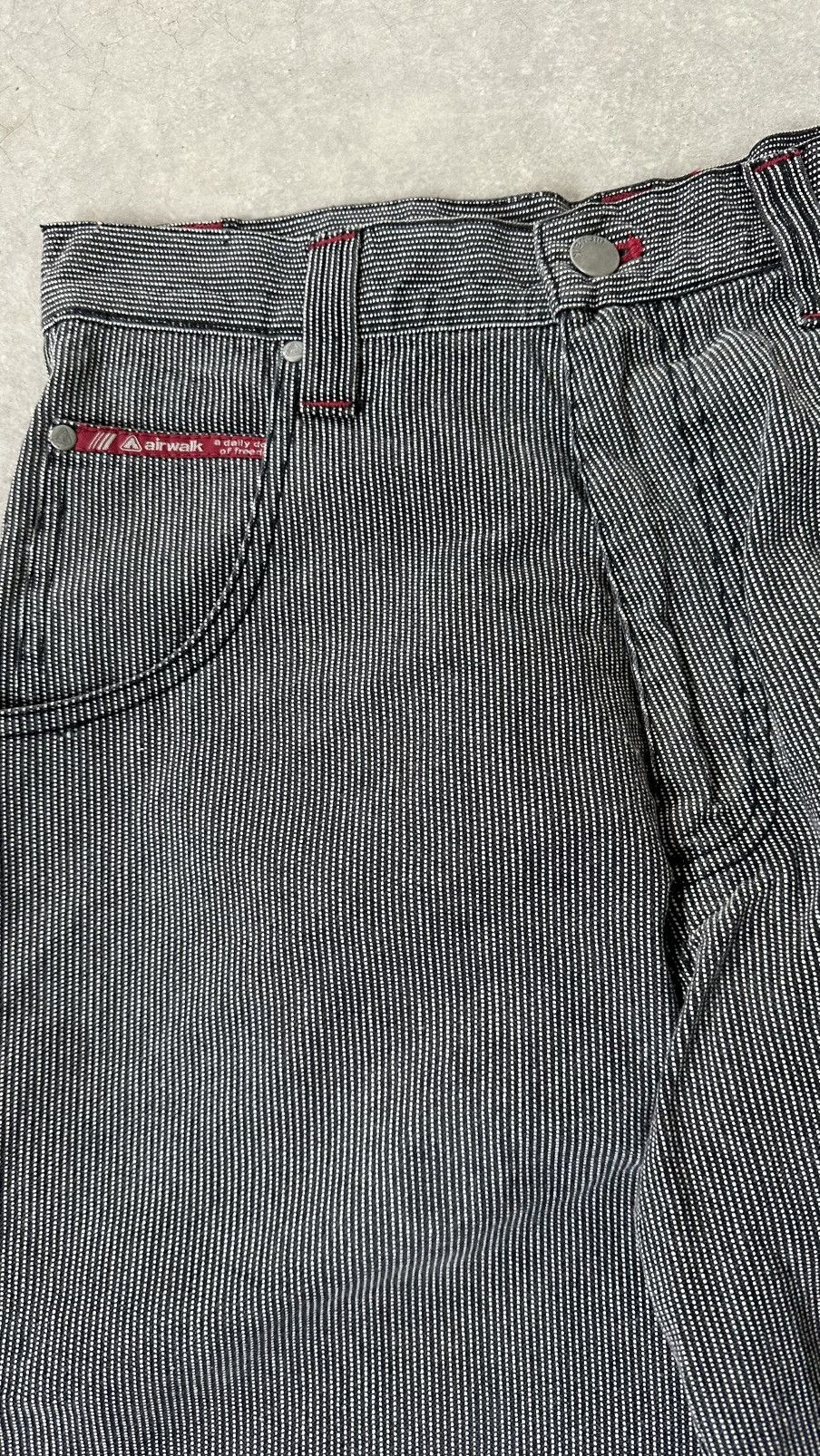 Airwalk VINTAGE AIRWALK BAGGY CARGO PANT Size US 31 - 7 Thumbnail