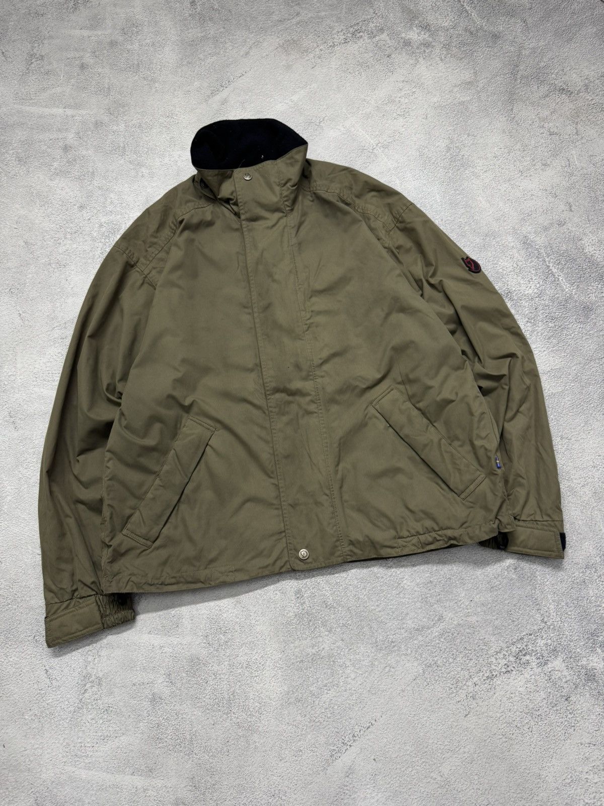 Fjallraven Vintage Y2k Fjallraven jacket 00’s Size US S / EU 44-46 / 1 - 6 Thumbnail