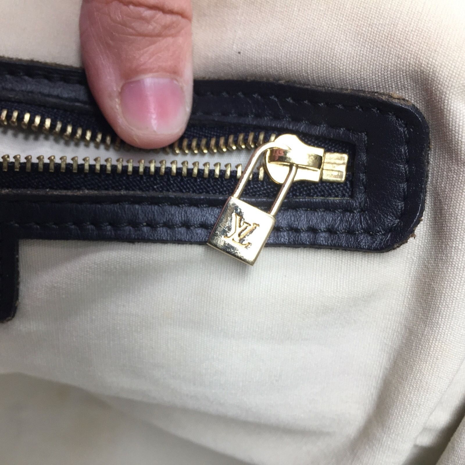 Louis Vuitton Louis‎ Vuitton Navy Monogram Mini Lin Josephine GM Satchel Size ONE SIZE - 12 Thumbnail