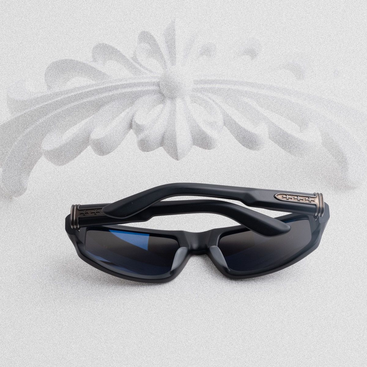 Chrome Hearts CHROME HEARTS T.HUTCH MATTE BLACK SUNGLASSES Size ONE SIZE - 7 Thumbnail