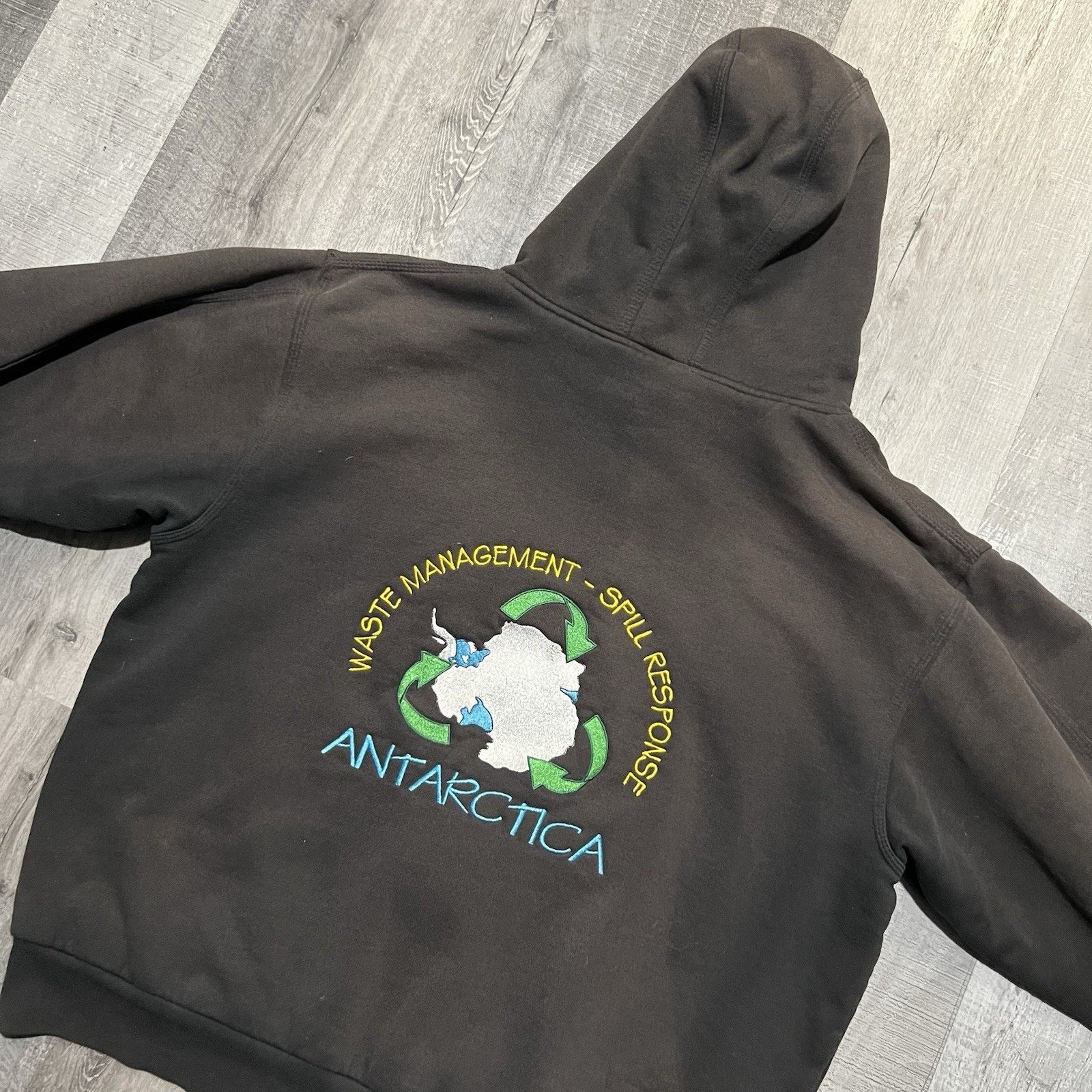 Cabelas Antarctica Spill Response Sun Faded Thermal Cabelas Hoodie Size US L / EU 52-54 / 3 - 3 Thumbnail