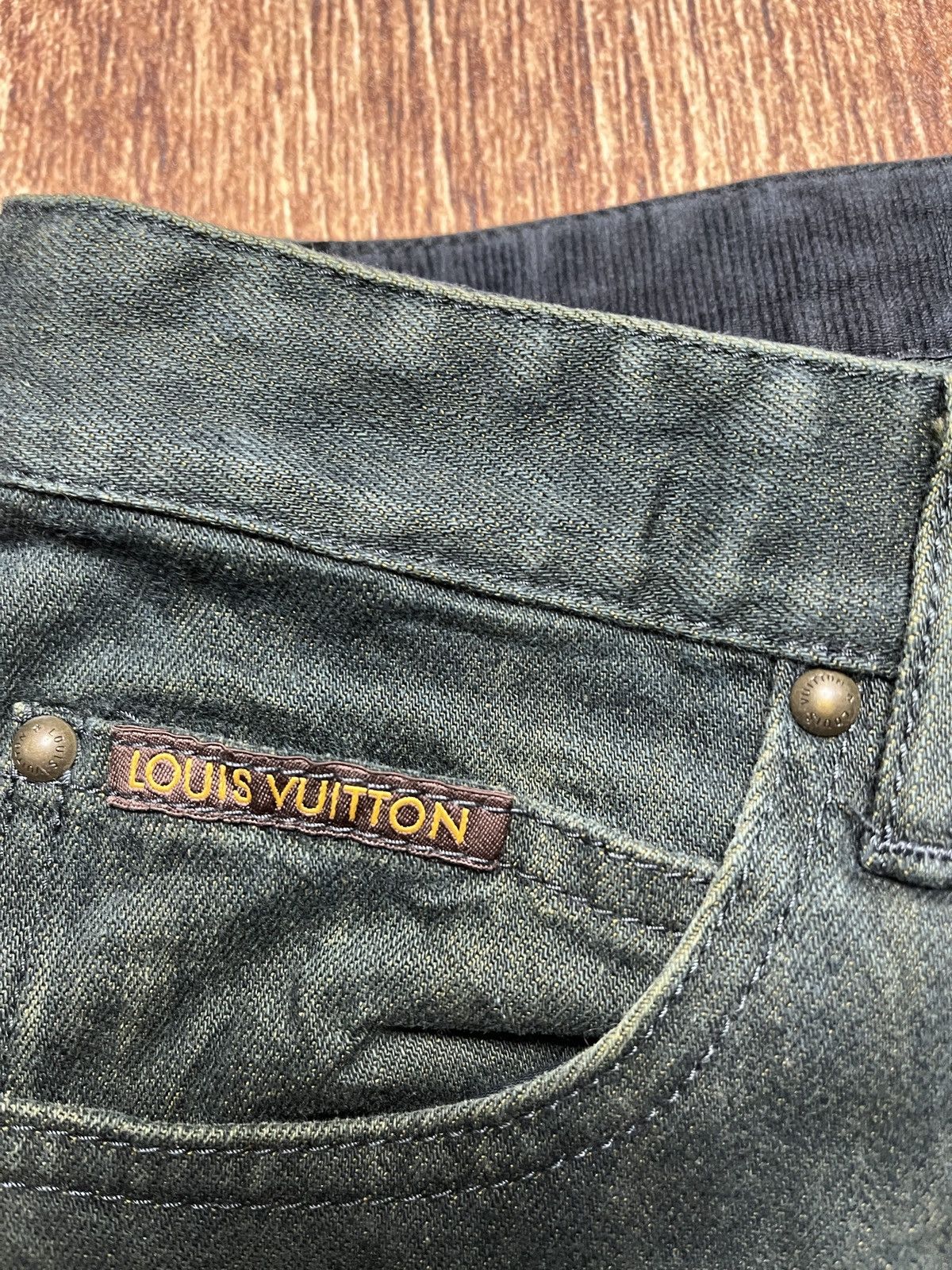 Louis Vuitton Vintage Louis Vuitton faded denim jeans Size US 29 - 12 Thumbnail