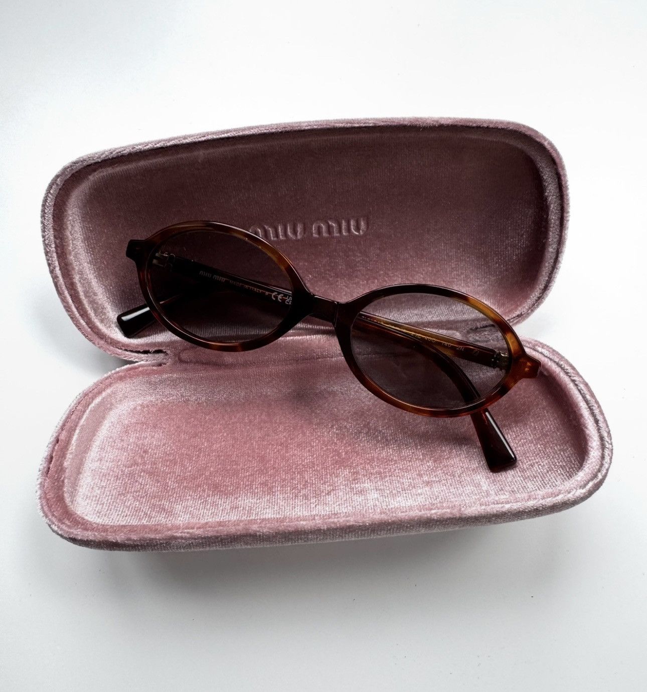 Miu Miu × Vintage NEW Miu Miu sunglasses MU 04ZS 21C40O Size ONE SIZE - 1 Thumbnail