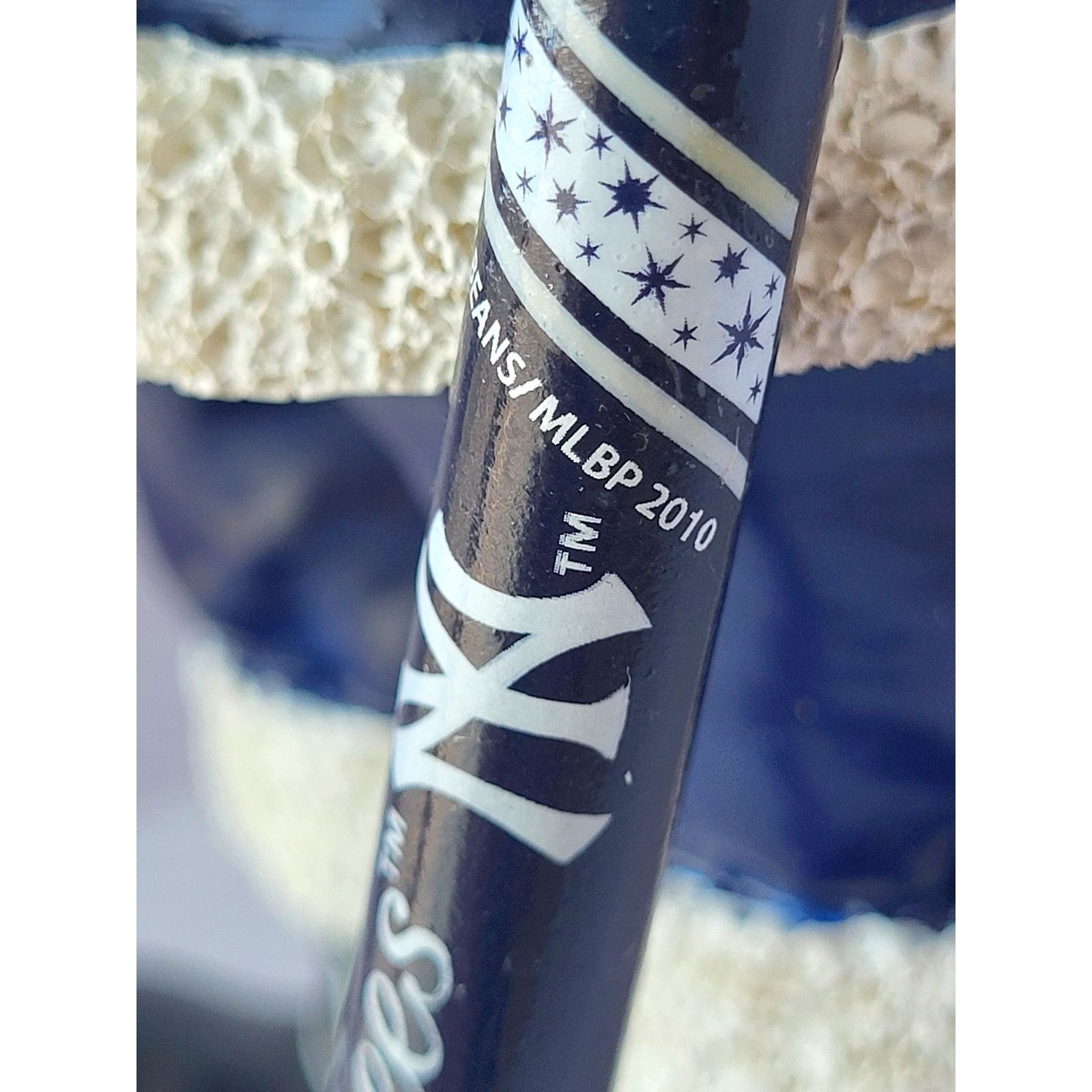 MLB MLB Yankees Forever Collectible Santa 2010 Discontinued NY Size ONE SIZE - 5 Thumbnail
