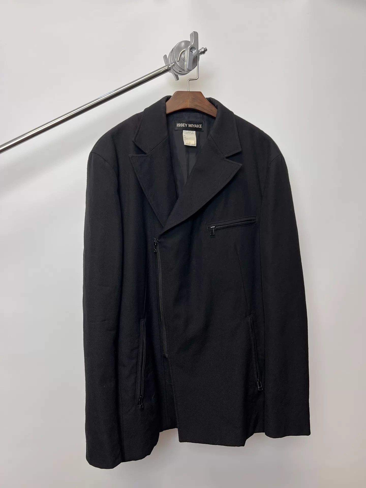 Issey Miyake Issey Miyake Zipper Blazer Back/Cuffs Ties Size US M / EU 48-50 / 2 - 2 Thumbnail