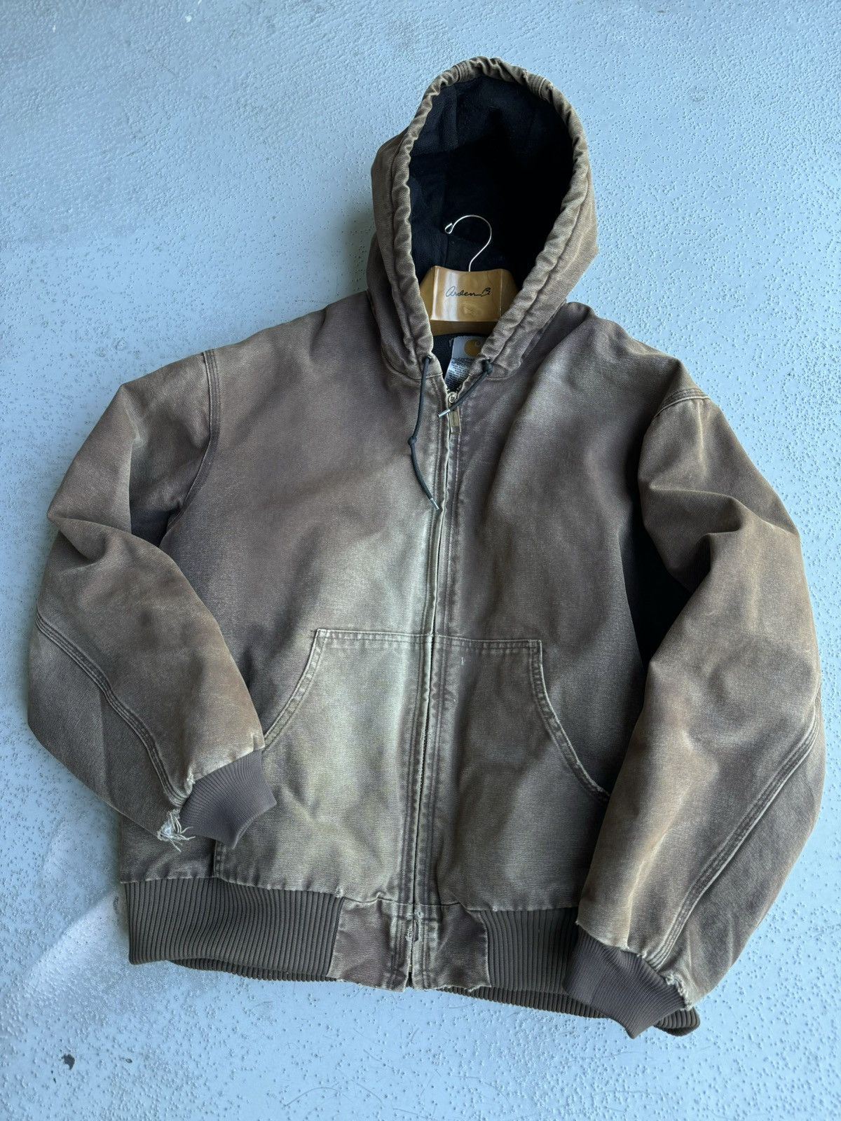 image of Archival Clothing x Carhartt Distressed Carhartt Faded Brown Hooded Jacket 90's Xl- (Size 2XL)