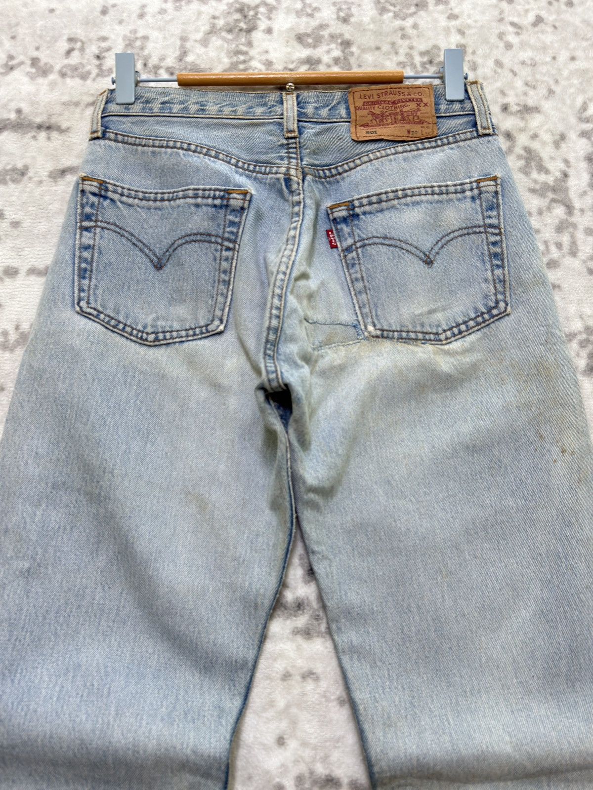 Levi's Vintage Levi’s 501 Distressed Knee Rip Patchwork Denim Jeans Size US 27 - 9 Thumbnail