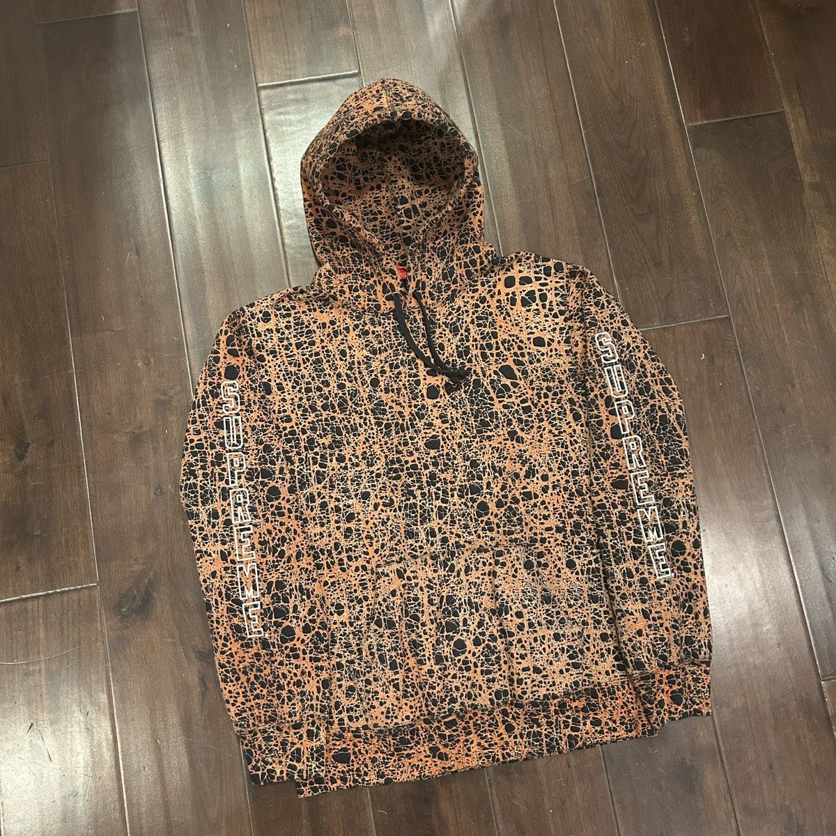 Supreme Supreme SS19 Orange Marble Hoodie Size M Size US M / EU 48-50 / 2 - 5 Thumbnail