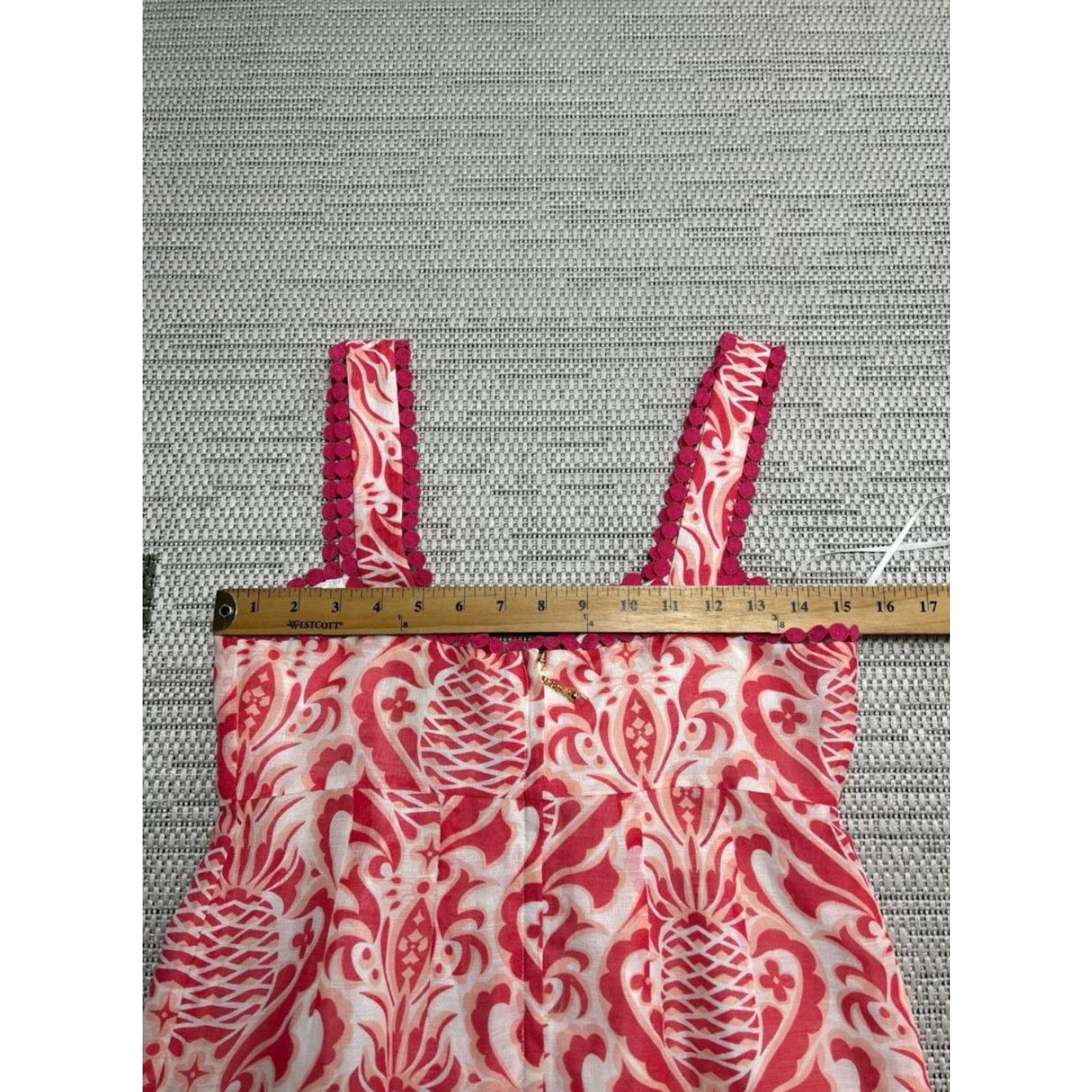 Vintage kate spade new york Blouse Top Womens 4 Pink Linen Silk Pineapple Print Sleeveless V-Neck Zip Casual Lightweight Easy Care Size S / US 4 / IT 40 - 6 Thumbnail