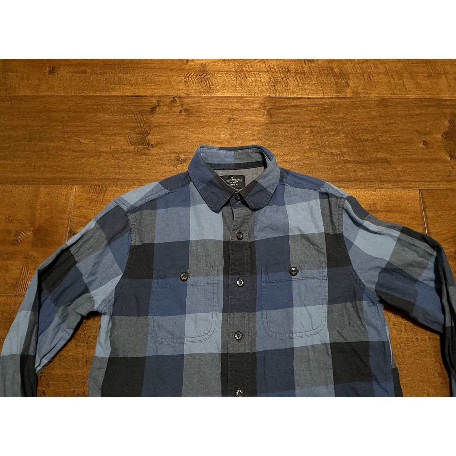 American Eagle Outfitters American Eagle Classic Fit Blue/Red Plaid Light Flannel Shirts - Men's XSmall Size US XS / EU 42 / 0 - 3 Thumbnail
