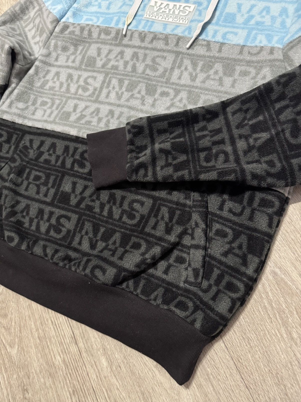 Napapijri 🔷Vans x Napapijri Y2K Sherpa Hoodie🔷 Size US XS / EU 42 / 0 - 3 Thumbnail