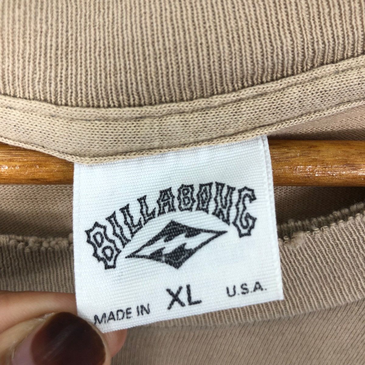 Billabong Vintage 90s BILLABONG T-Shirt Surfing Surf Distressed Size US XL / EU 56 / 4 - 8 Thumbnail