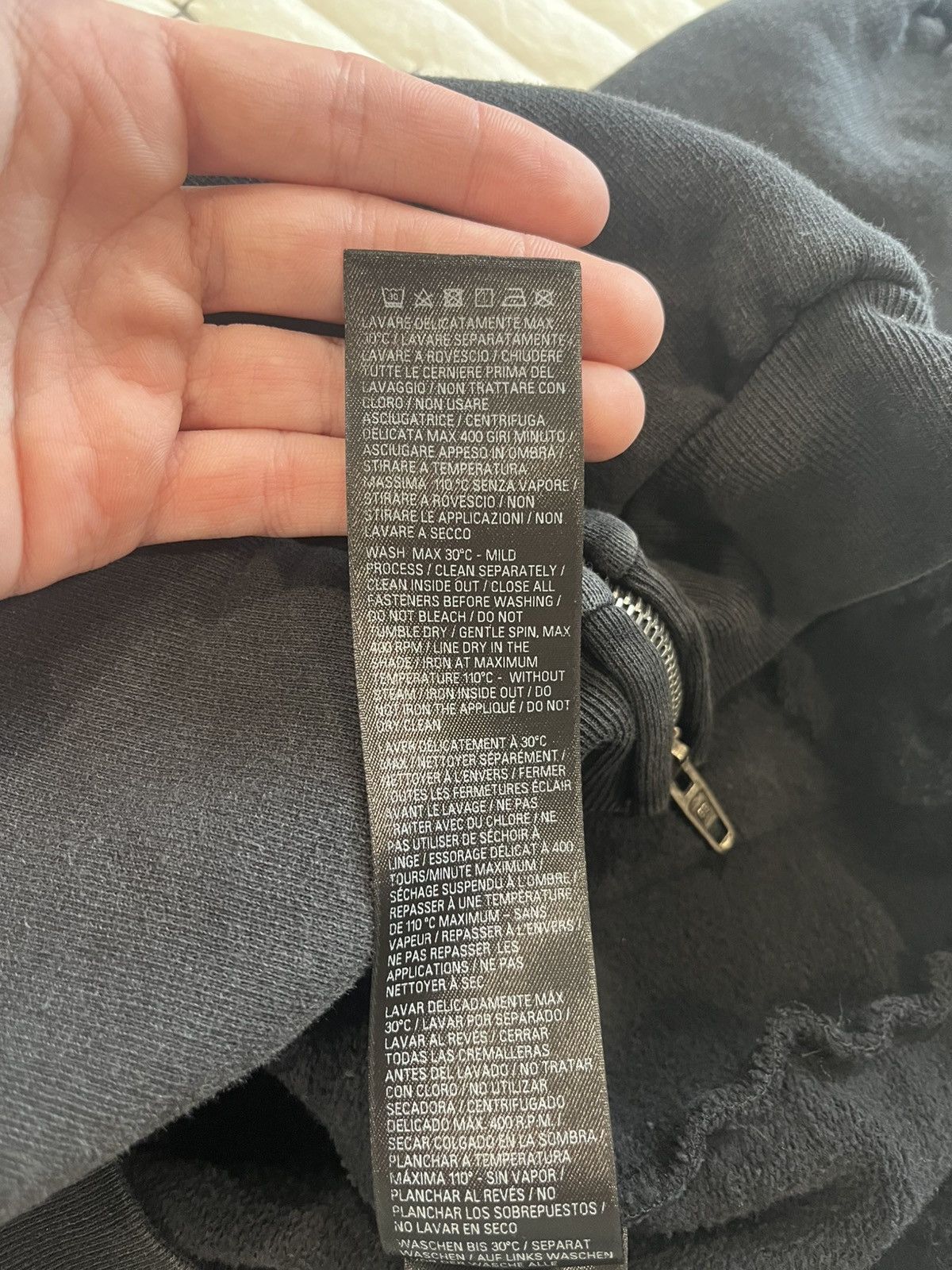 Balenciaga Balenciaga uniform Patch Hoodie Size US S / EU 44-46 / 1 - 5 Thumbnail