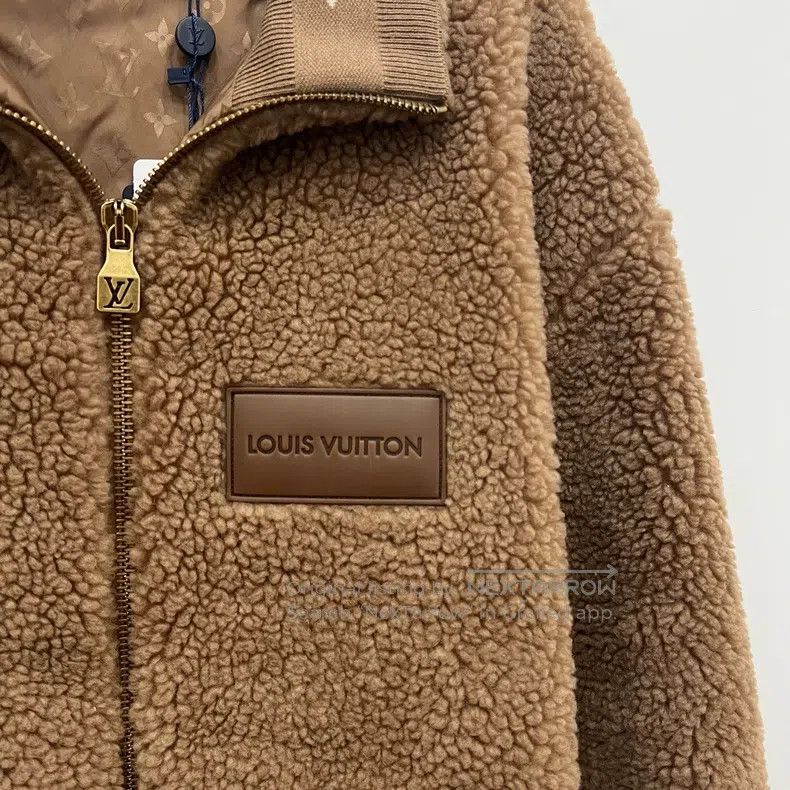Louis Vuitton Louis Vuitton Teddy Plush Liner Full Print Jacket Size US XL / EU 56 / 4 - 8 Thumbnail