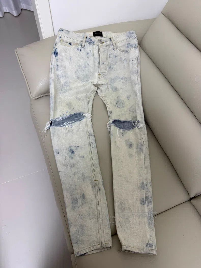 Fear of God Fear of God 5th Snowflake Render Cow Size US 34 / EU 50 - 1 Thumbnail
