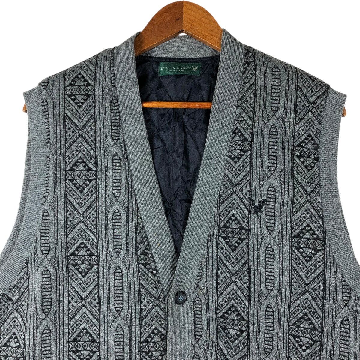 Lyle & Scott LYLE & SCOTT Knit Rare Design Vest Size US L / EU 52-54 / 3 - 2 Thumbnail