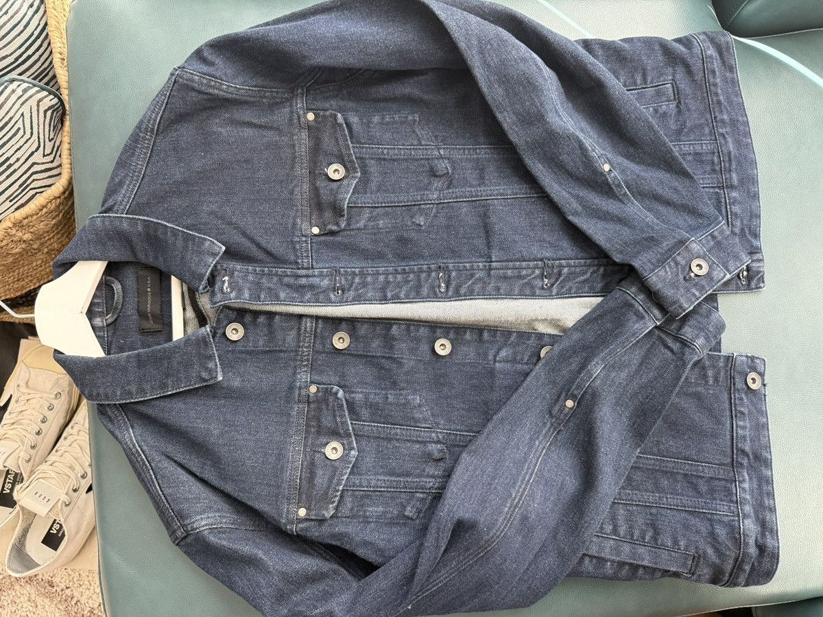 John Varvatos John Varvatos denim jacket never worn Size US M / EU 48-50 / 2 - 1 Thumbnail