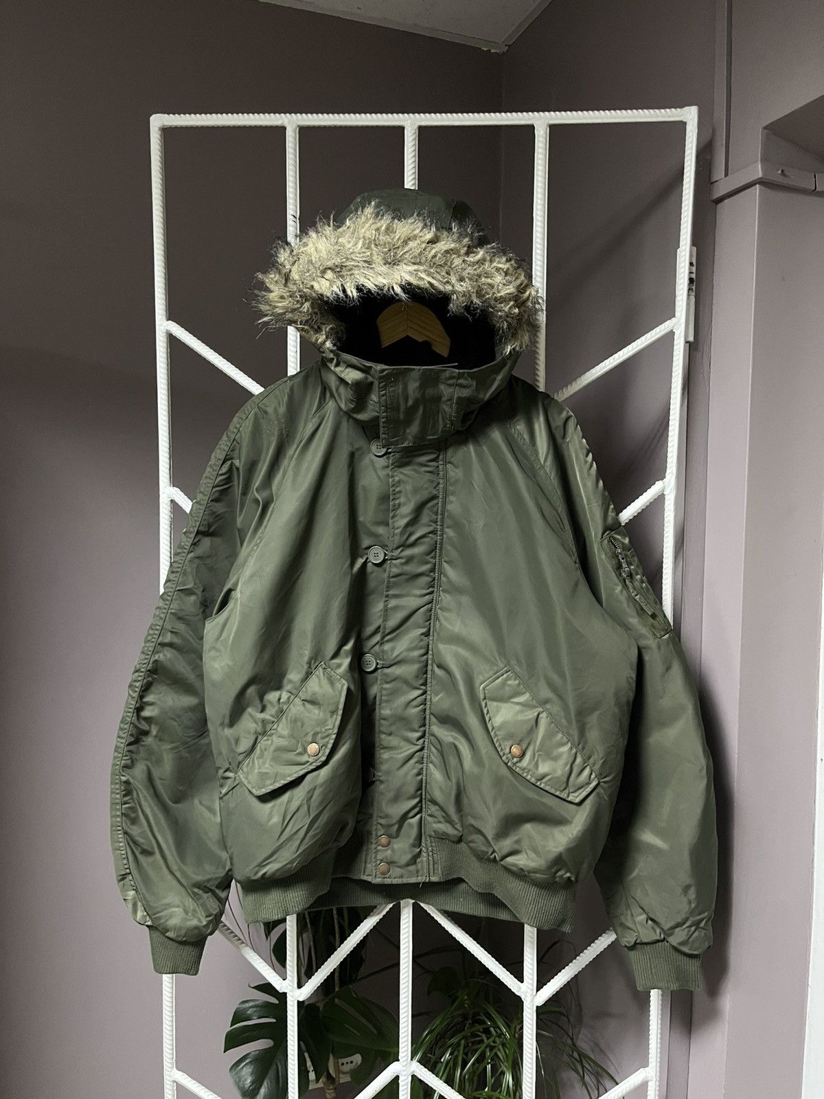 Alpha Industries Vintage Alaska Bomber Jacket Fur Hood Y2K Size US XL / EU 56 / 4 - 1 Thumbnail