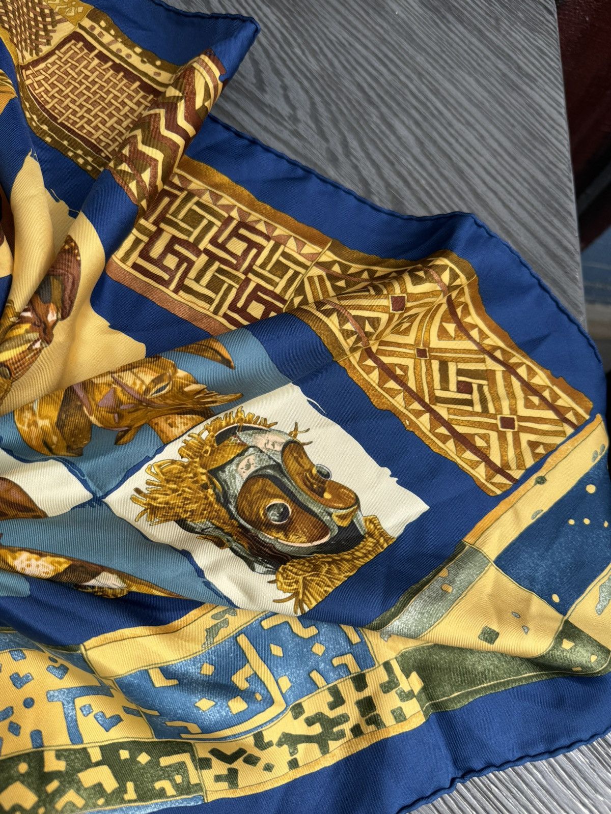 Hermes Hermes persona silk scarf rare Size ONE SIZE - 9 Thumbnail