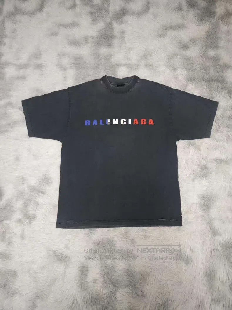 Balenciaga Balenciaga Gradient Color LOGO Big Destruction Plain Round Size US M / EU 48-50 / 2 - 1 Thumbnail