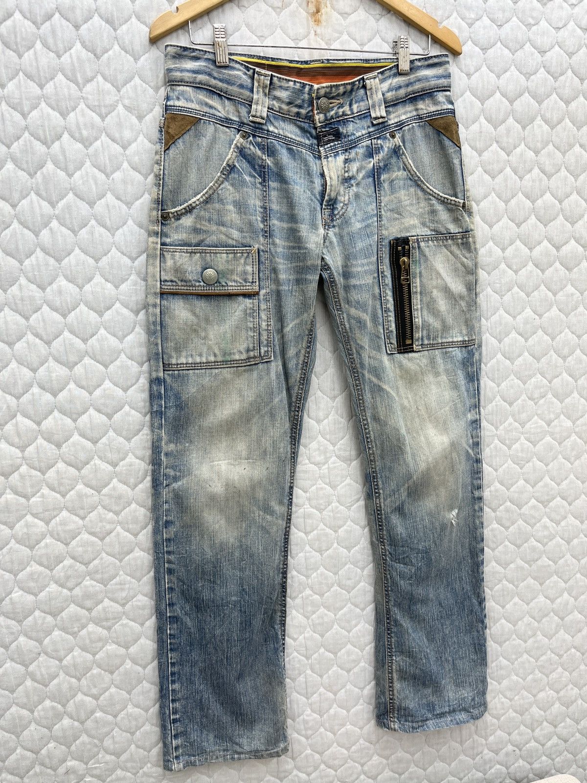 Edwin 🔥🔥🔥STEALS EDWIN MULTI POCKET DISTRESSED DENIM Size US 32 / EU 48 - 2 Thumbnail