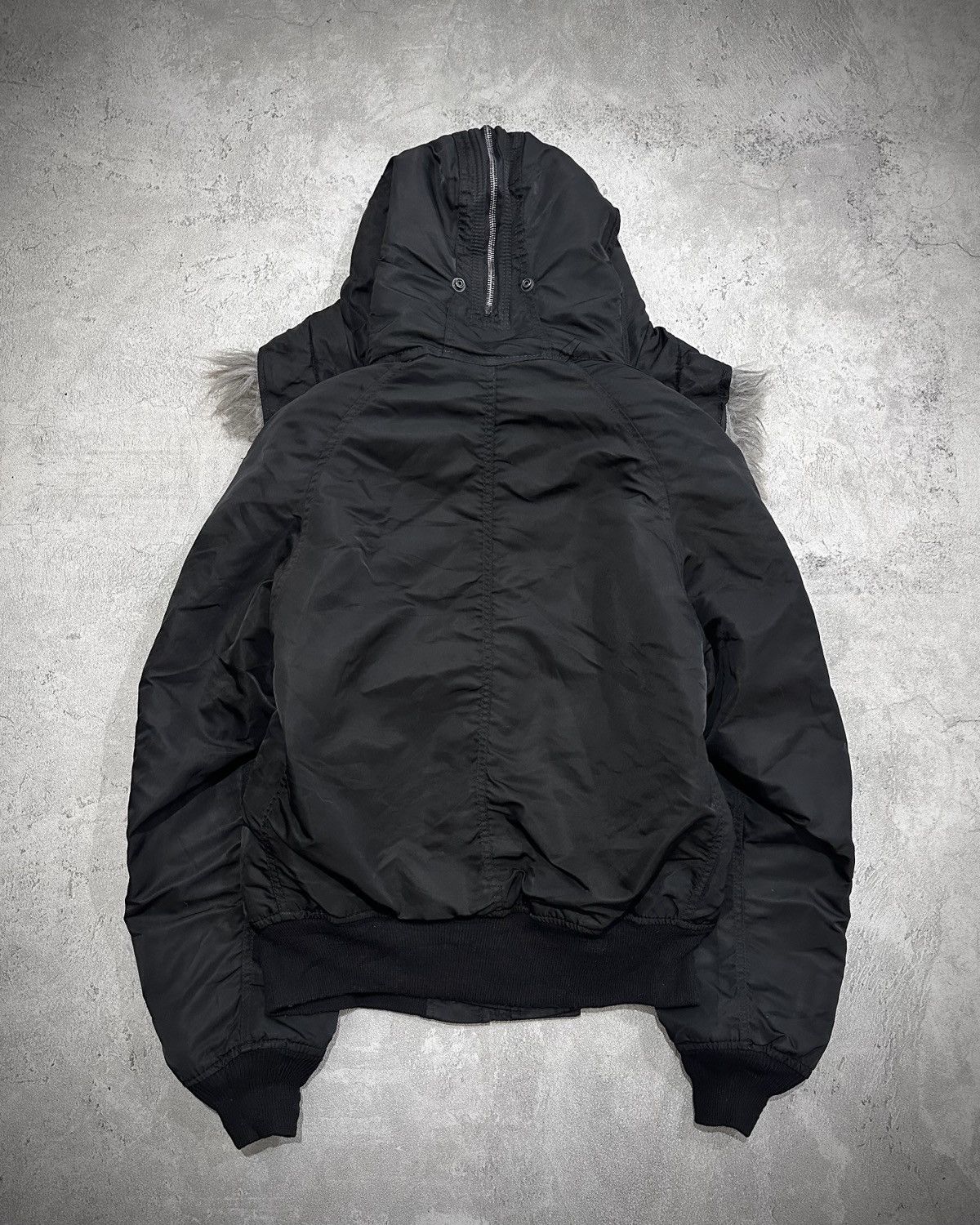 Alpha Industries Alpha Industries Attached Hood N-2b Jacket Size US M / EU 48-50 / 2 - 6 Thumbnail
