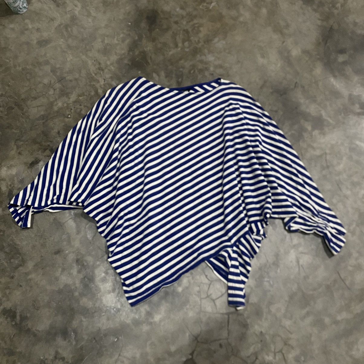 Ne-Net Ne-net Issey Miyake Stripe Asymmetric Batwing Shirt Size M / US 6-8 / IT 42-44 - 1 Thumbnail