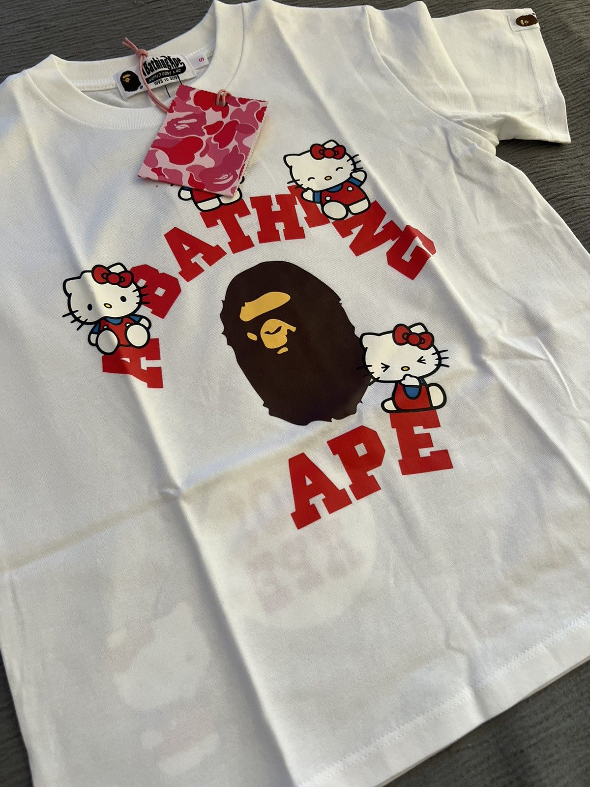 Bape Bape Sanrio Character Hello Kitty College Tee Ladies Small Size US S / EU 44-46 / 1 - 3 Thumbnail