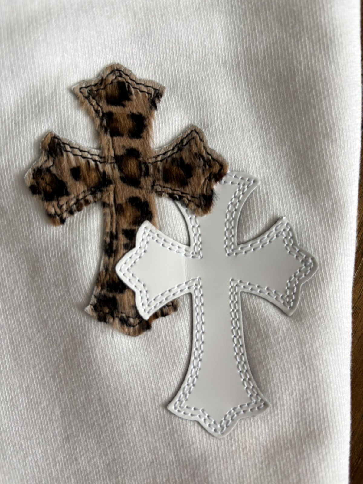 Chrome Hearts Chrome Hearts Leopard And White Patch Crewneck Size US S / EU 44-46 / 1 - 11 Thumbnail