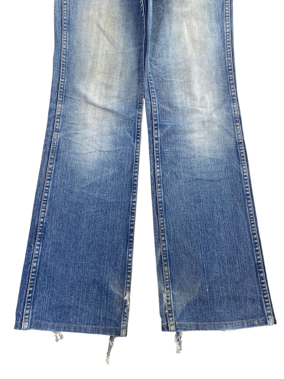 Wrangler Wrangler Brand Whiskers Faded Wash Style Bootcut Jeans Size US 28 / EU 44 - 9 Thumbnail