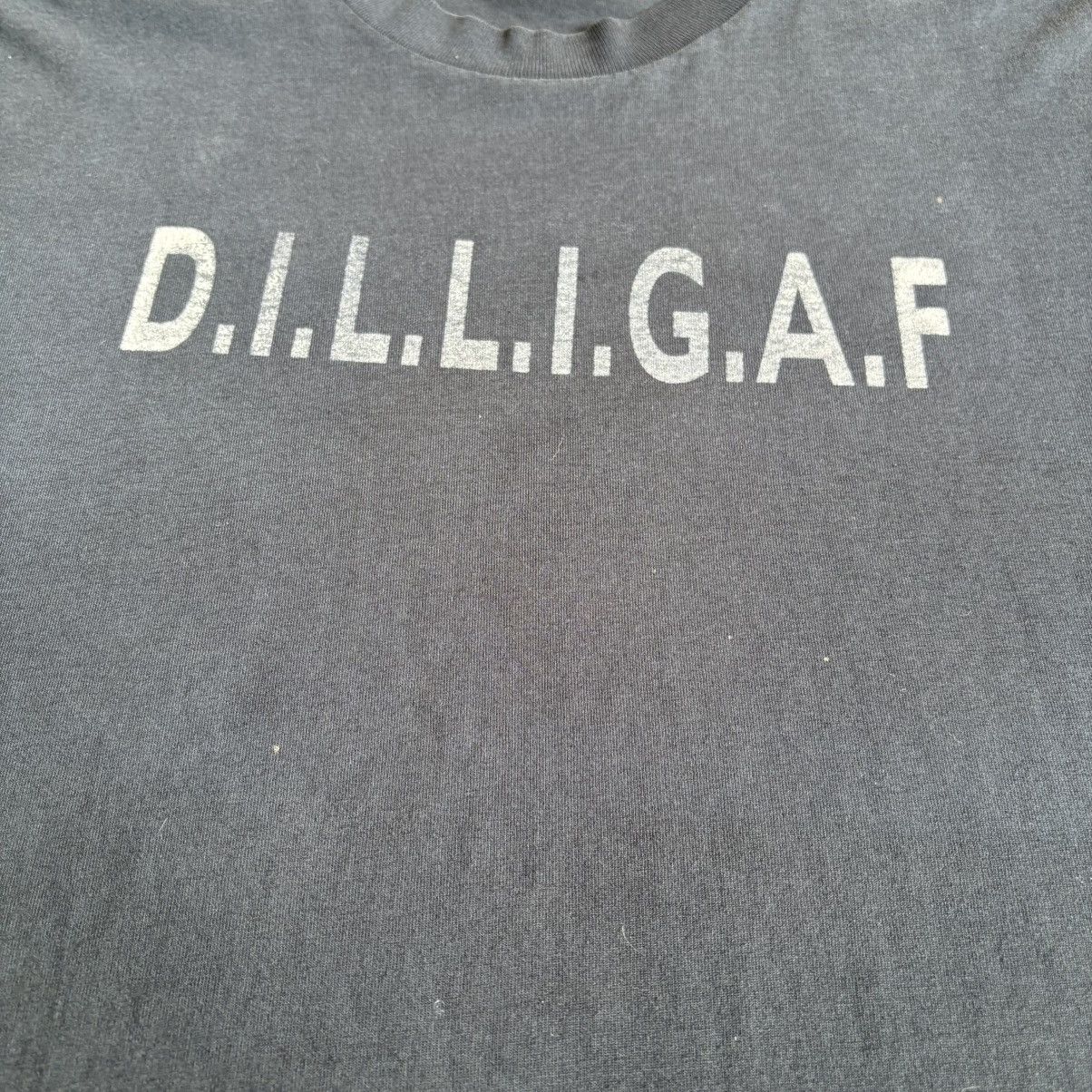 Vintage Vintage Faded DILLIGAF Funny Text T Shirt Size US XL / EU 56 / 4 - 4 Thumbnail
