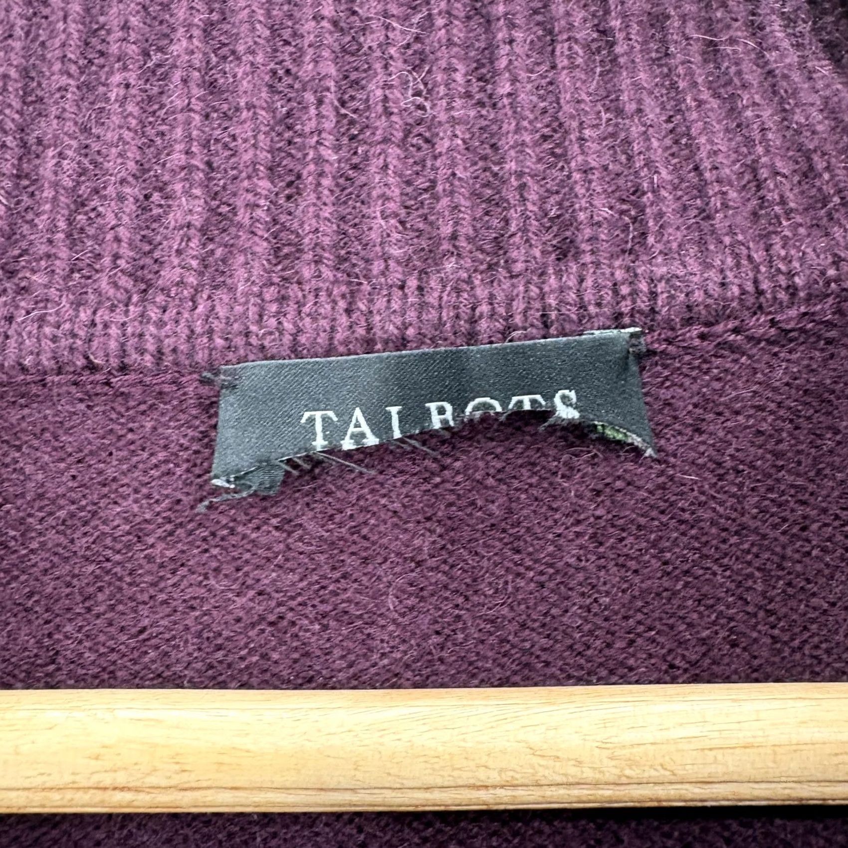 Talbots Talbots Sweater Tunic Womens 1X Purple 100% Cashmere Cowl Neck Knit Pullover TS Tunic Women Plus Size 1X Purple Cashmere Cowl Neck Knit Pullover Size XL / US 12-14 / IT 48-50 - 4 Thumbnail