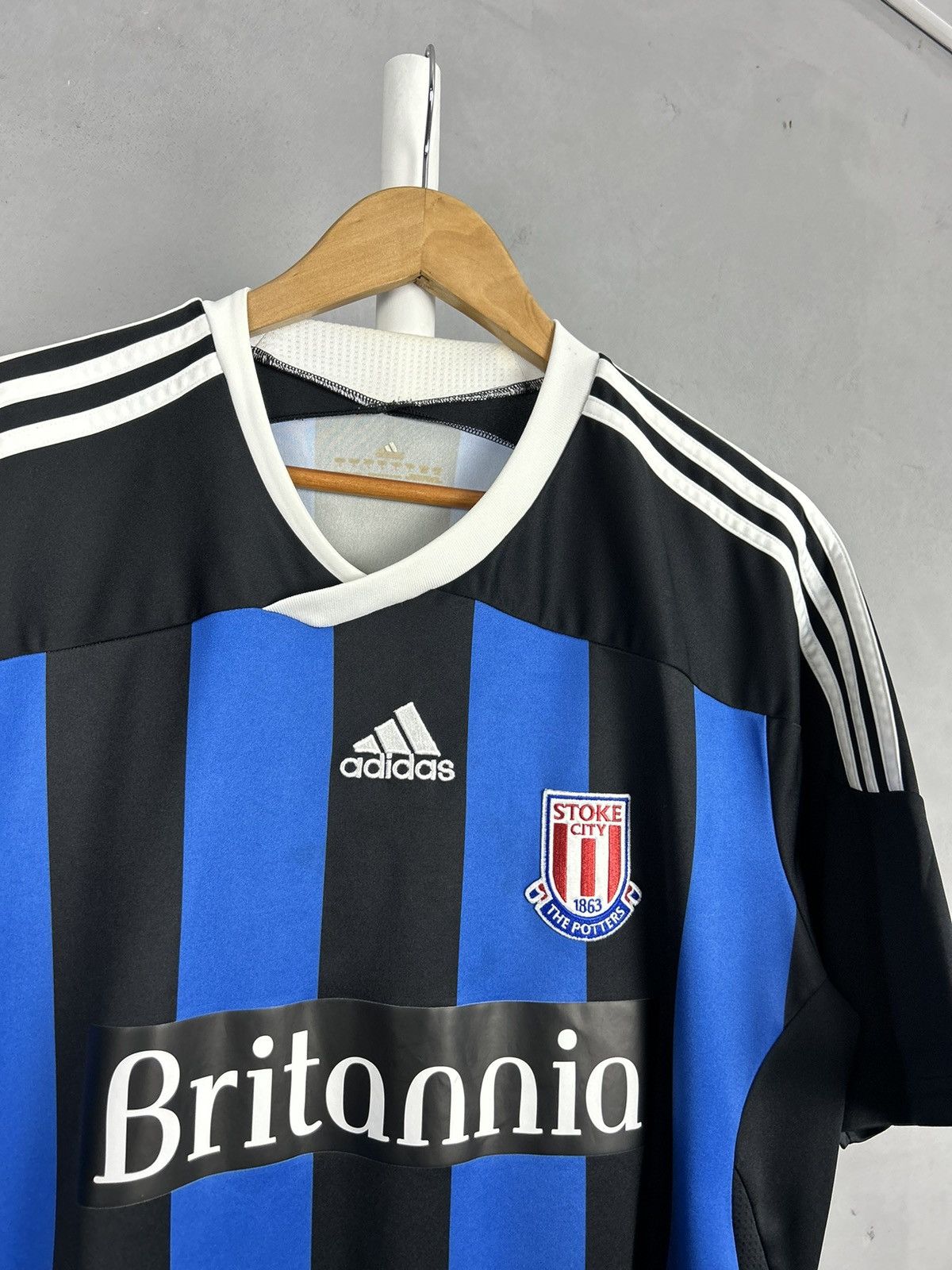 Adidas Stoke City 2011/12 Adidas Away Soccer Football Jersey Shirt Size US L / EU 52-54 / 3 - 3 Thumbnail