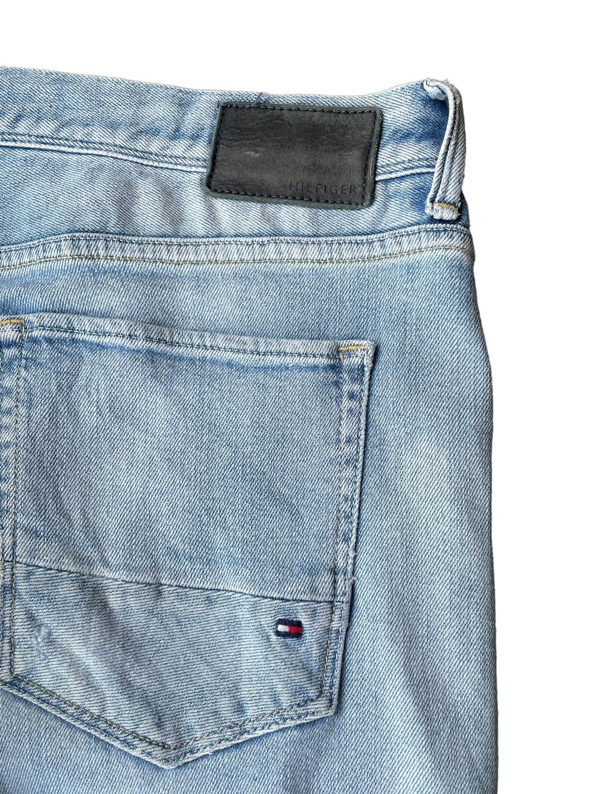 Tommy Hilfiger Tommy Hilfiger Bleached Wash Distressed Patches Style Jeans Size US 34 / EU 50 - 13 Thumbnail